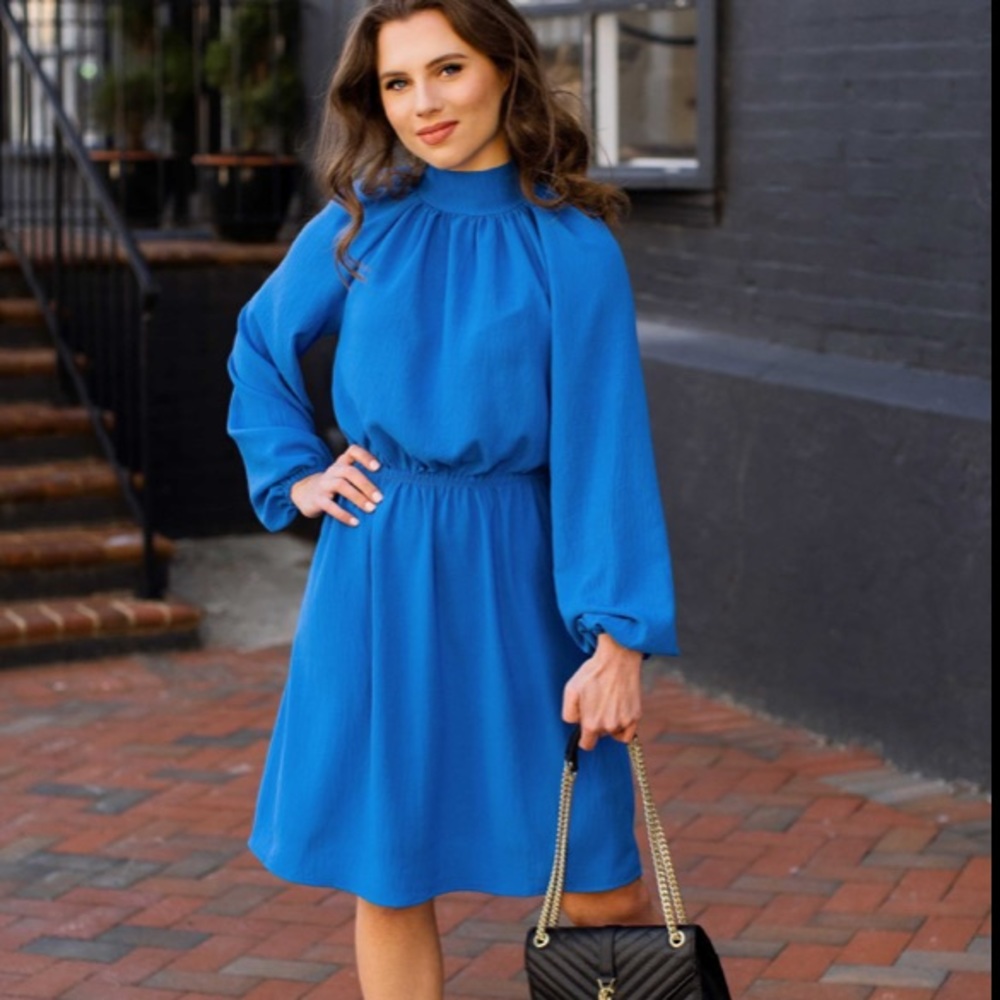 COL1972 mock neck dress